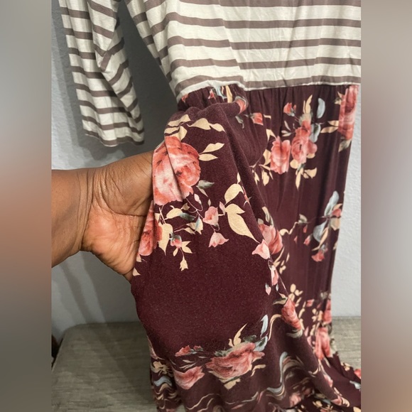 EUC XL Floral/Stripe Maxi Dress - Picture 5 of 11